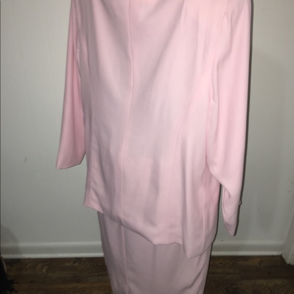 St. Anthony size 24W - Picture 6 of 16